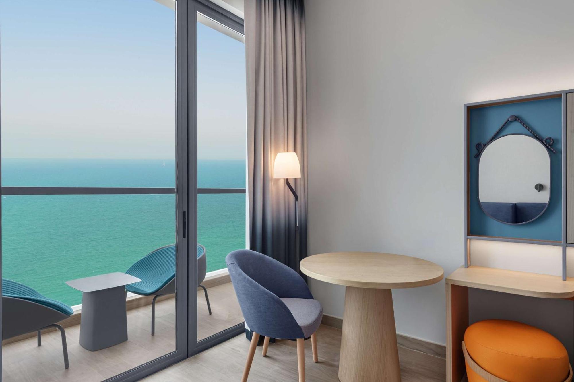 Hampton By Hilton Marjan Island Hotel Ras al-Khaimah Exterior photo