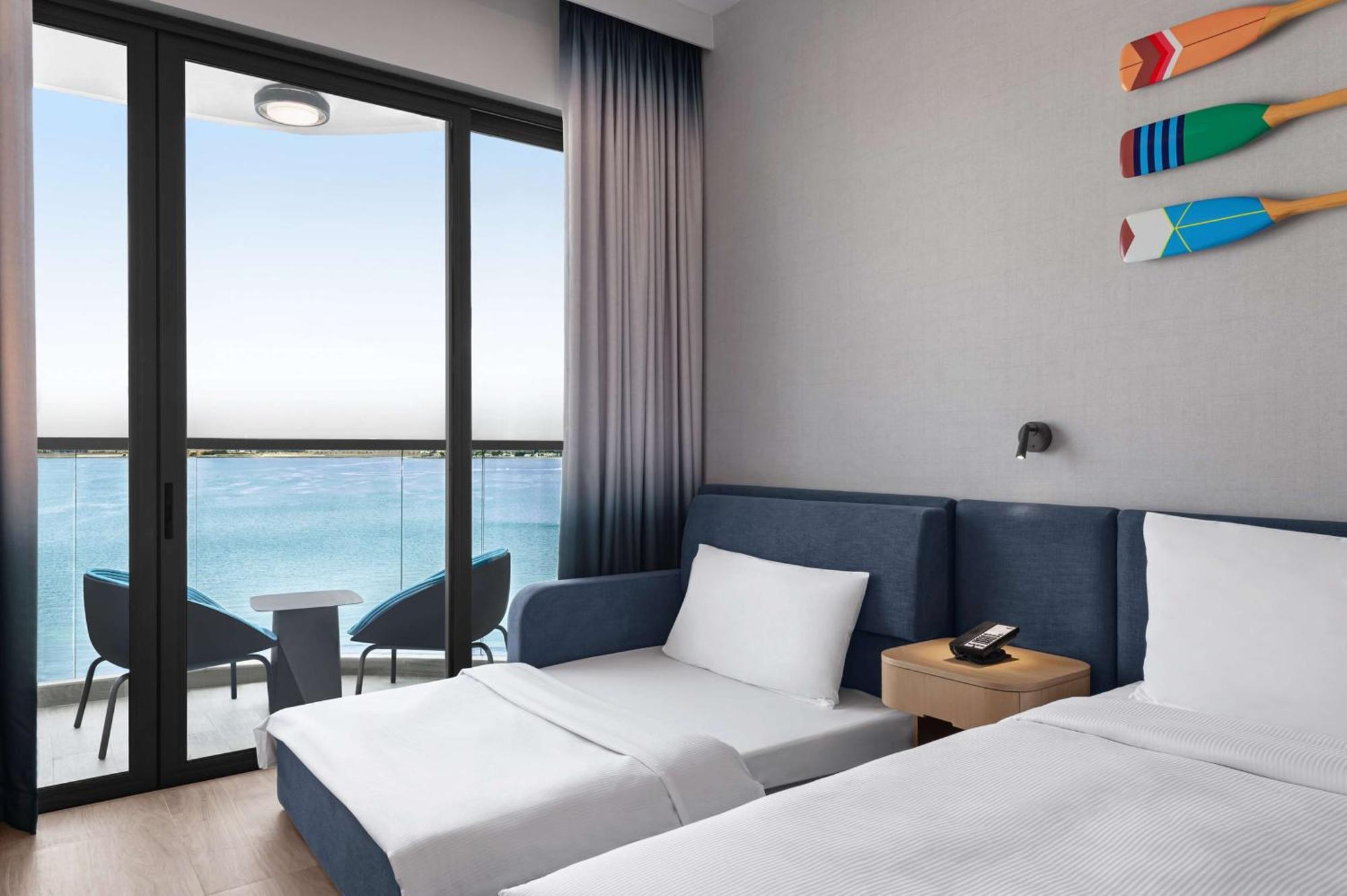 Hampton By Hilton Marjan Island Hotel Ras al-Khaimah Exterior photo